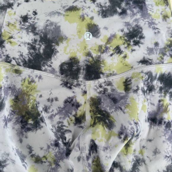 Lululemon align 25in size 4 - Picture 3 of 4